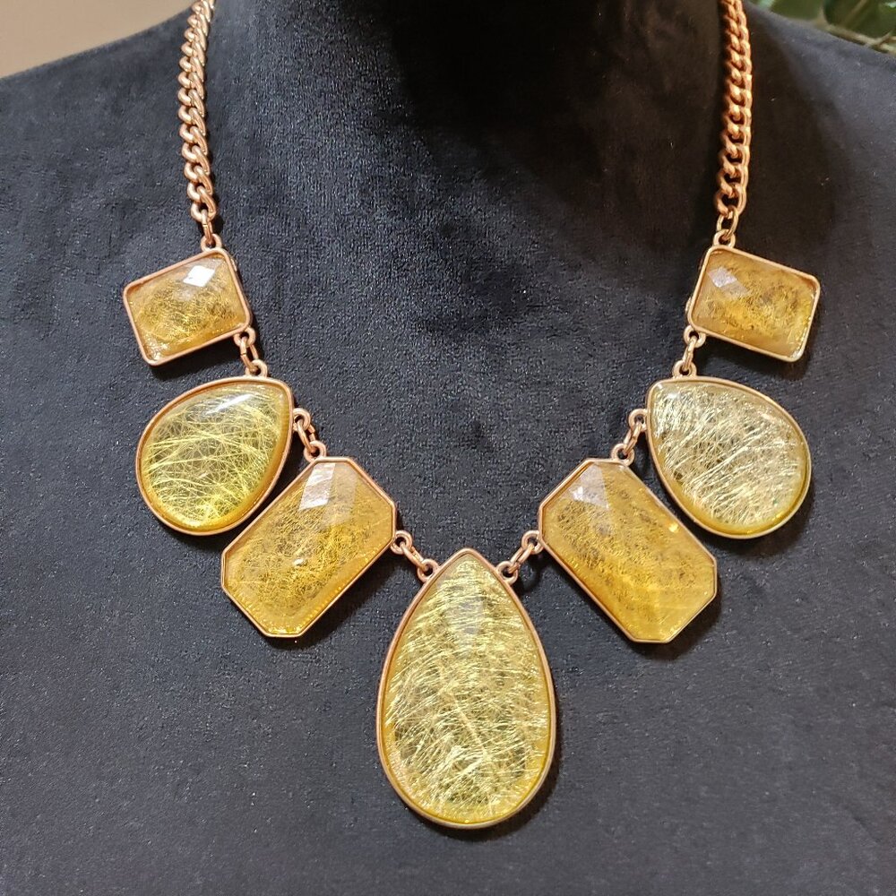 Womens Lucite Geometric Statement Gold Tone Chain Necklace With Lobster Clasp